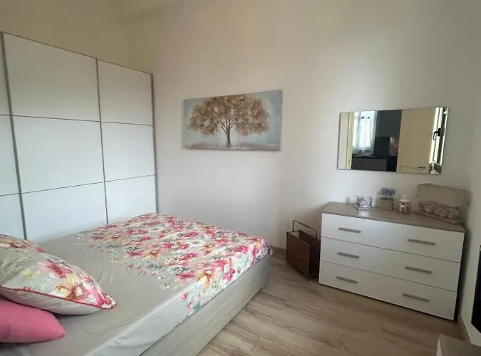 Mariuccia In Apartamento Seborga